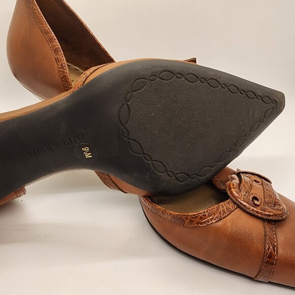 Gianni Bini like NEW Soft Chocolate Leather pumps - Picture 5 of 8